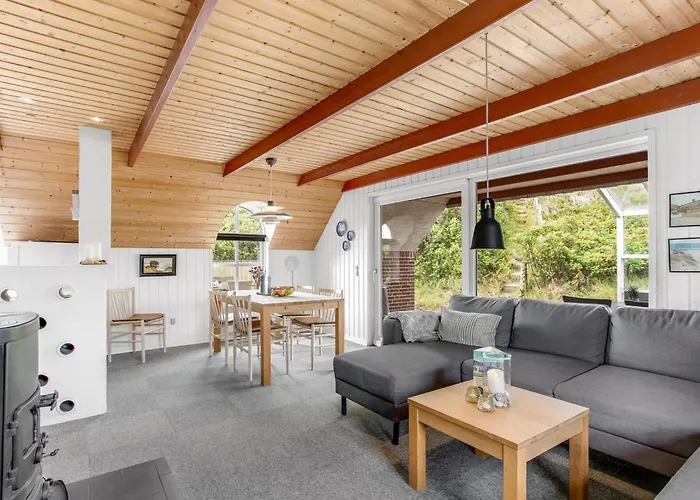 Pia - 400m From The Sea By Interhome