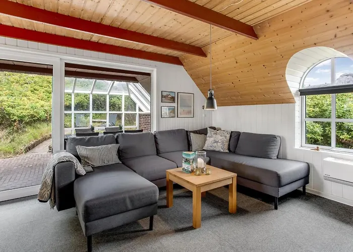 Pia - 400m From The Sea By Interhome Vakantiehuis