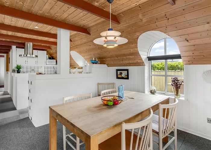 Vakantiehuis Pia - 400m From The Sea By Interhome