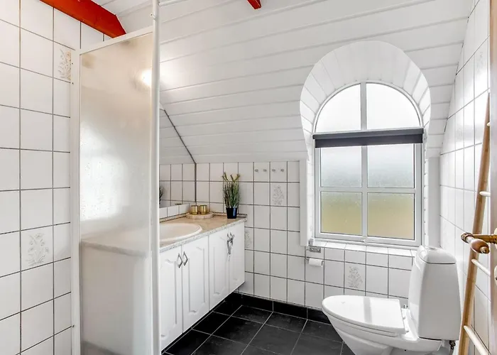 Vakantiehuis Pia - 400m From The Sea By Interhome