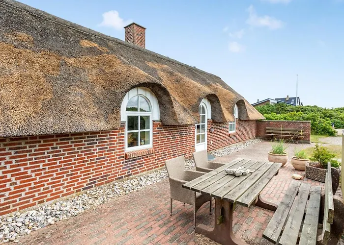 Vakantiehuis Pia - 400m From The Sea By Interhome *